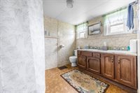 2546 Route 2, Hermon, ME 04401