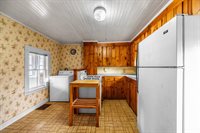 2546 Route 2, Hermon, ME 04401