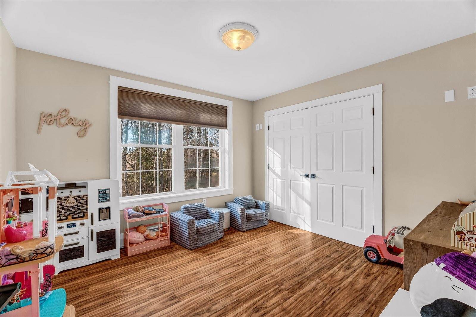 21 Glazier Lane, Levant, ME 04456