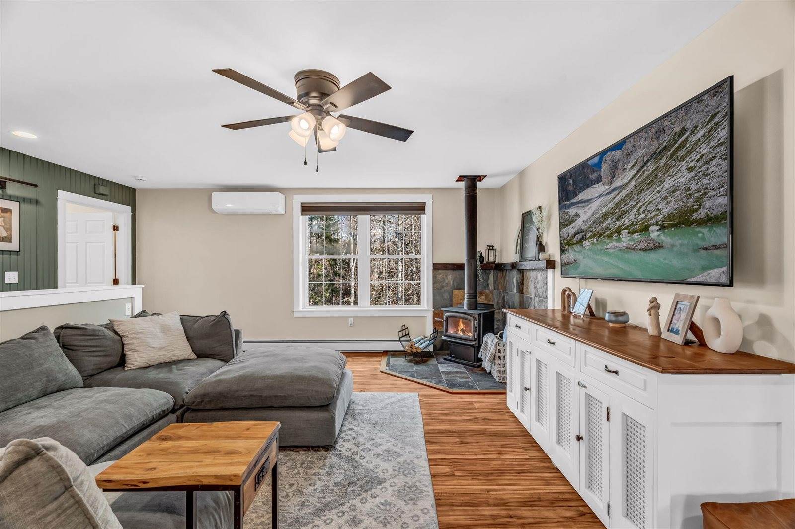 21 Glazier Lane, Levant, ME 04456