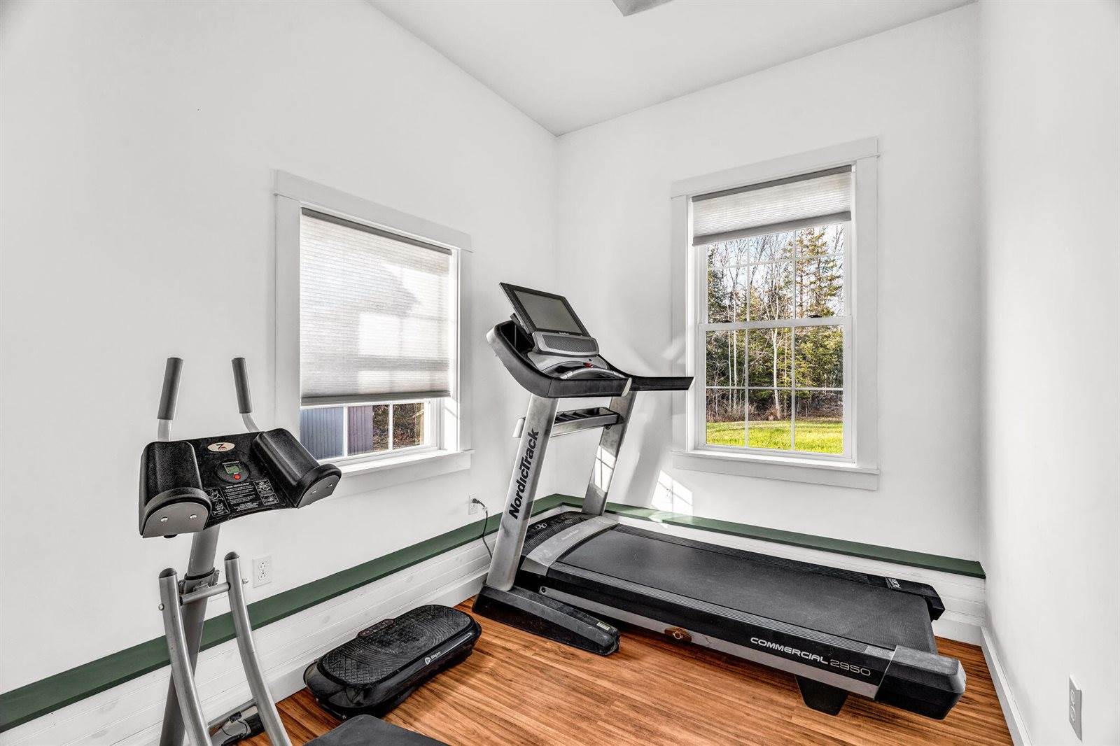 21 Glazier Lane, Levant, ME 04456