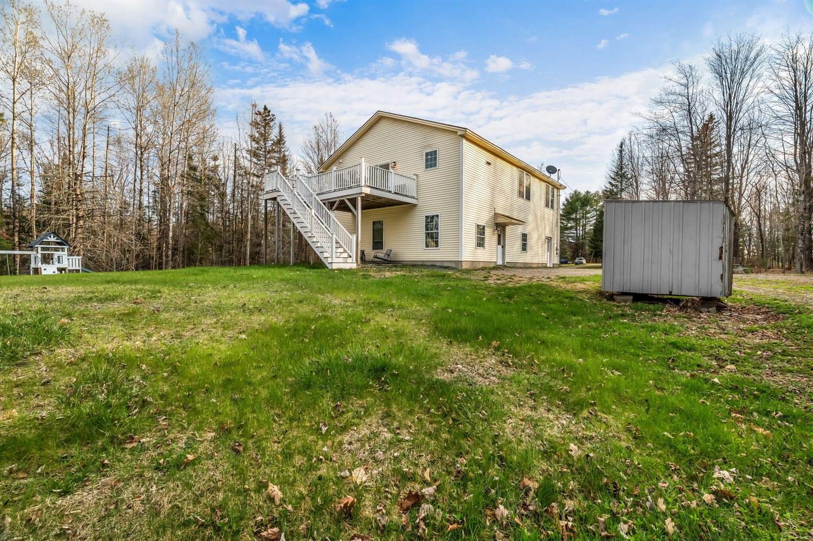 21 Glazier Lane, Levant, ME 04456