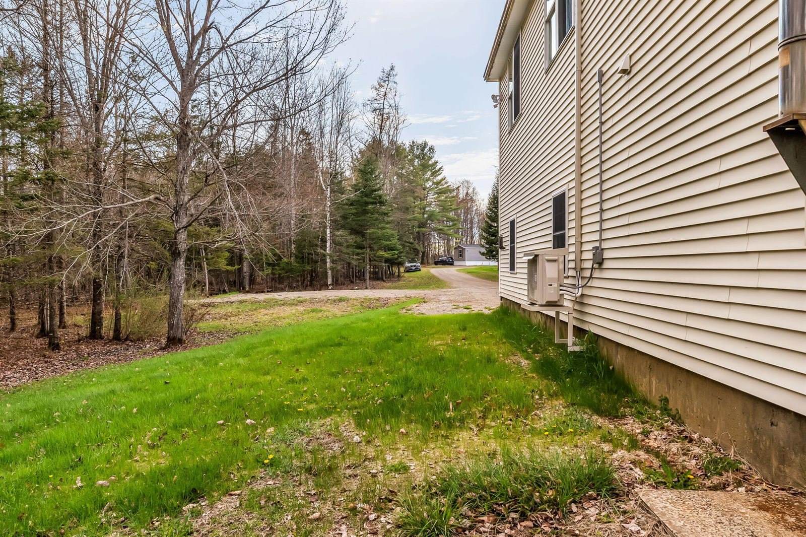 21 Glazier Lane, Levant, ME 04456