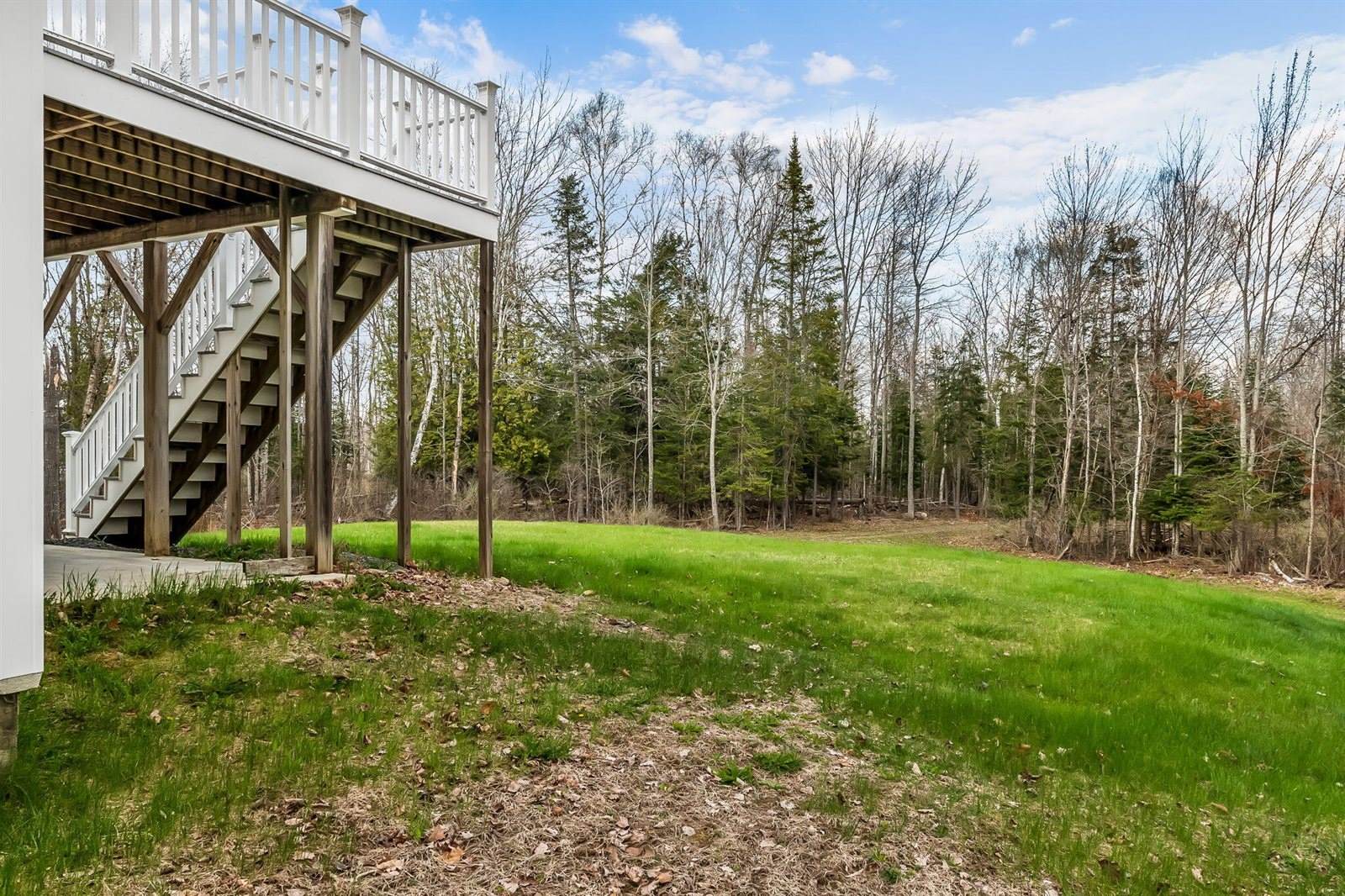 21 Glazier Lane, Levant, ME 04456