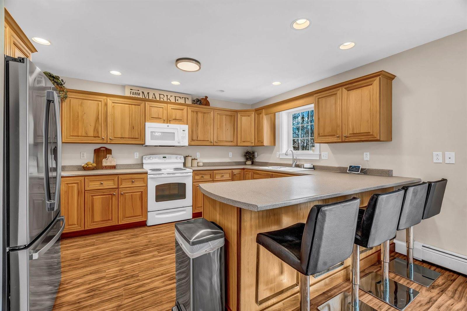 21 Glazier Lane, Levant, ME 04456