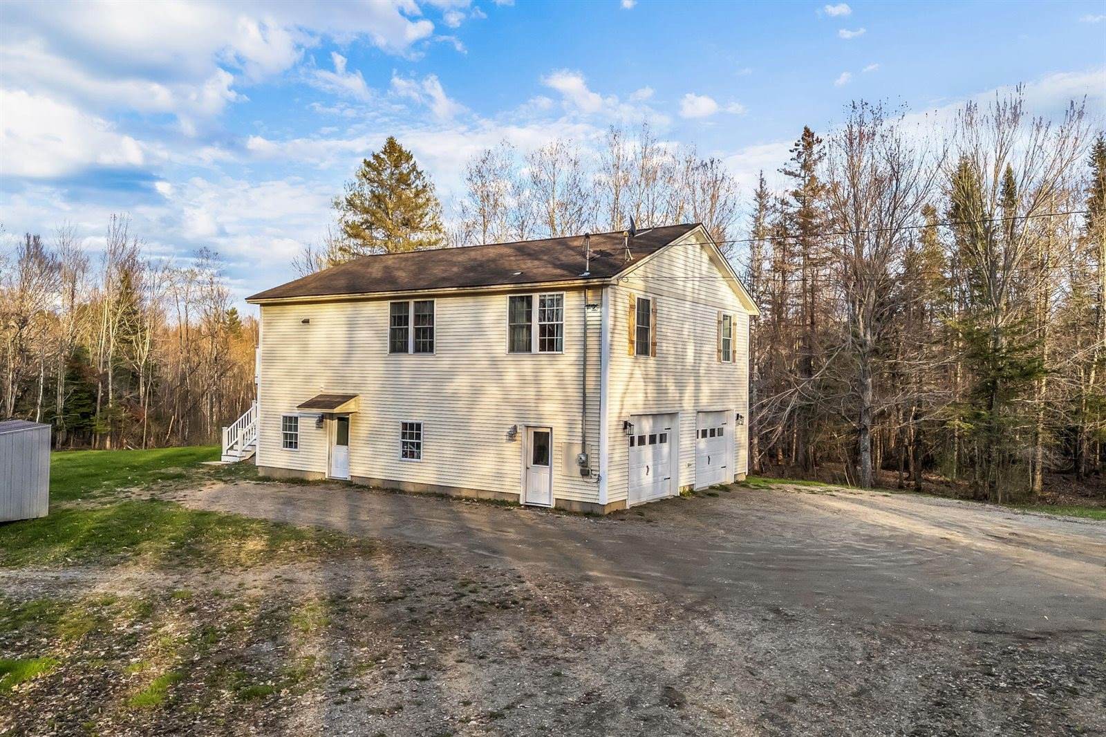 21 Glazier Lane, Levant, ME 04456