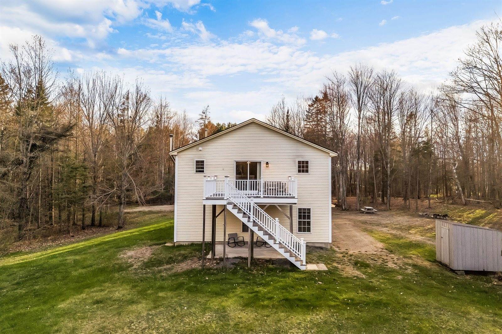 21 Glazier Lane, Levant, ME 04456