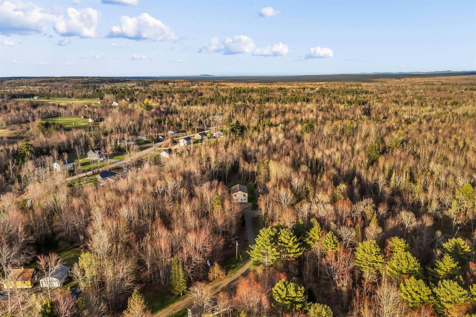 21 Glazier Lane, Levant, ME 04456