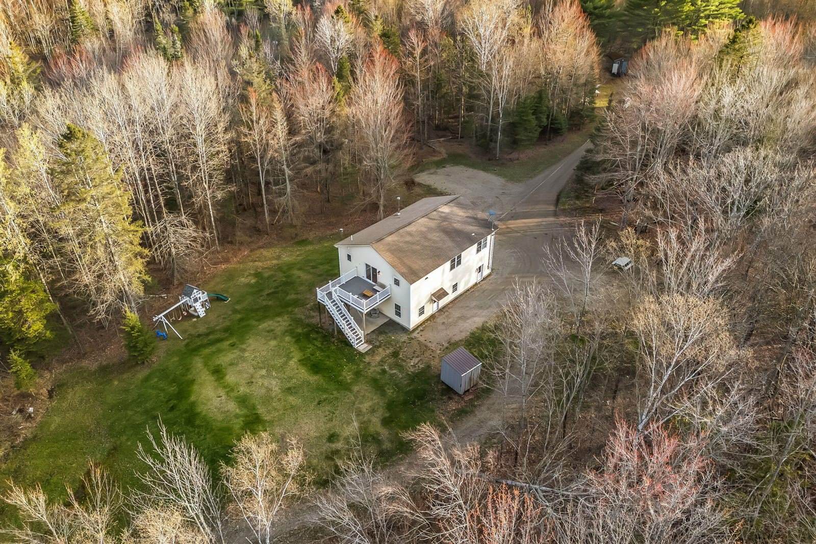 21 Glazier Lane, Levant, ME 04456