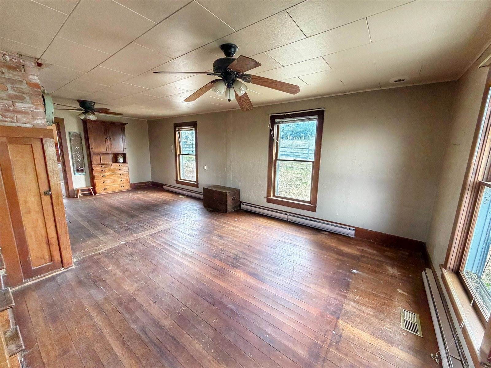 11260 54 7/10 Road, Molina, CO 81645