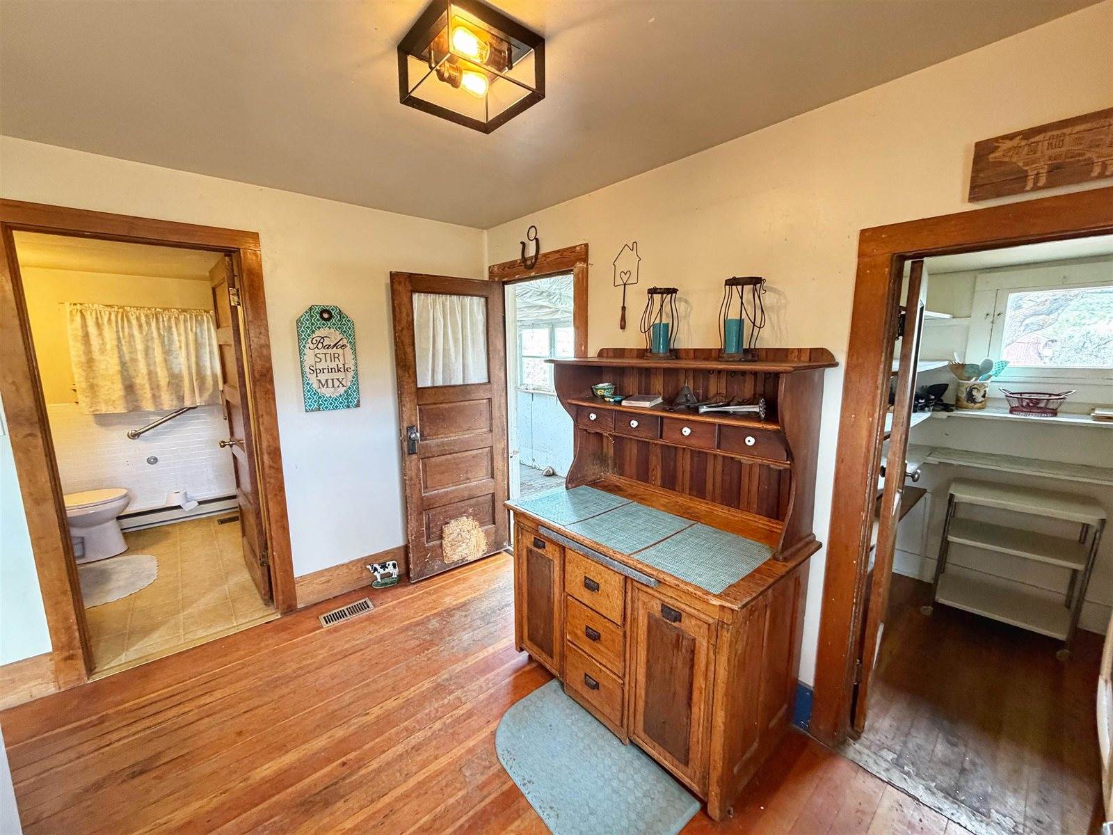 11260 54 7/10 Road, Molina, CO 81645