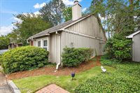 217 River Place 2, Jackson, MS 39211