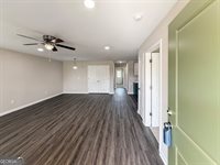 305 Airman Boulevard, Warner Robins, GA 31088