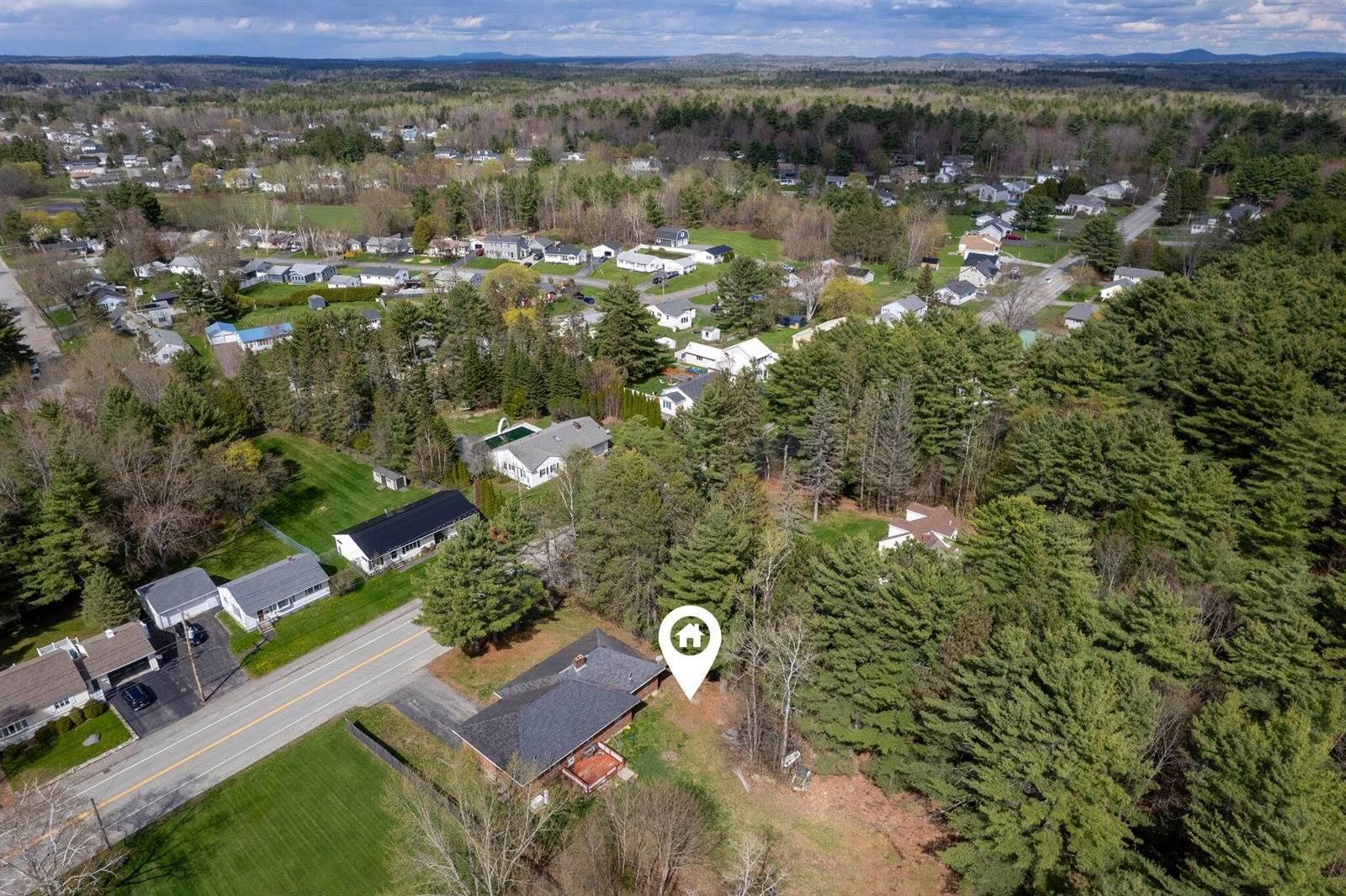 87 Eastern Avenue, Brewer, ME 04412