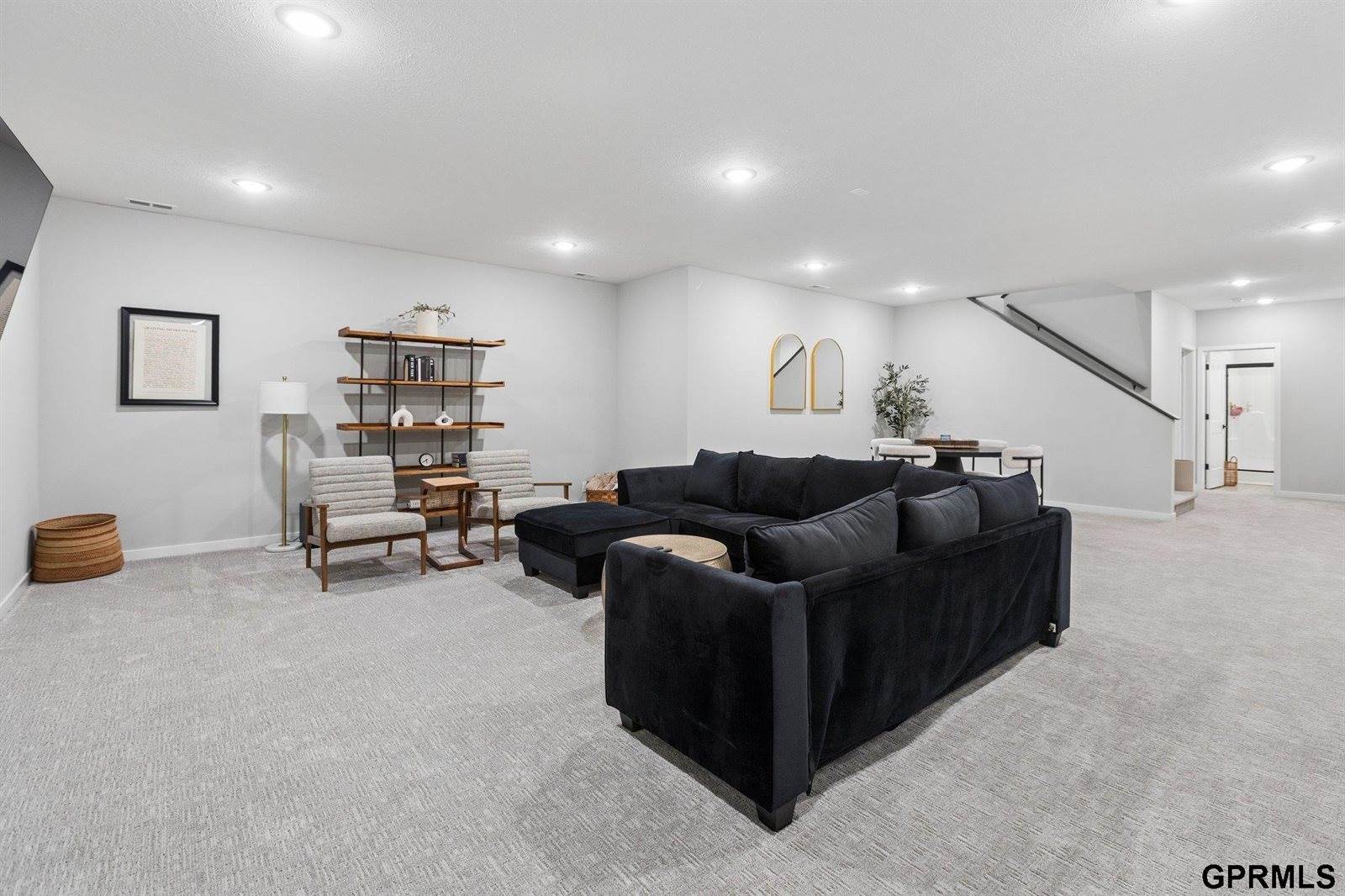 18515 Wirt Circle, Elkhorn, NE 68022