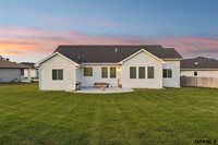 18515 Wirt Circle, Elkhorn, NE 68022