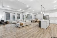 18515 Wirt Circle, Elkhorn, NE 68022