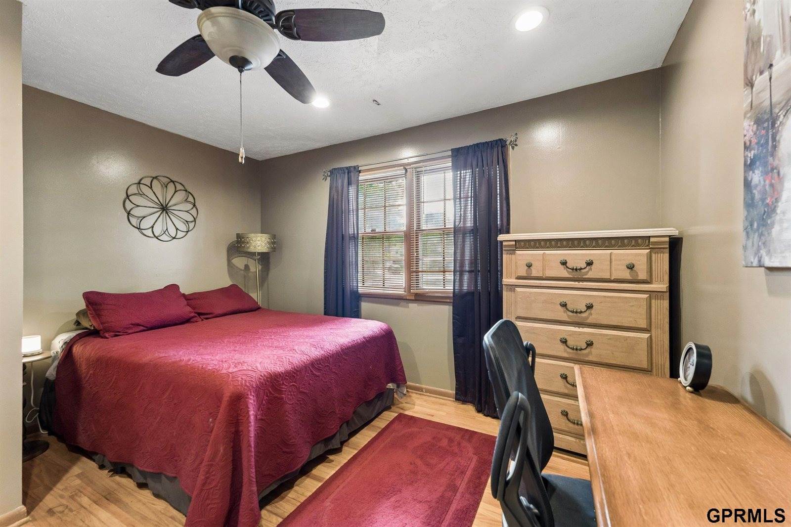 12530 Bartels Drive, Omaha, NE 68137