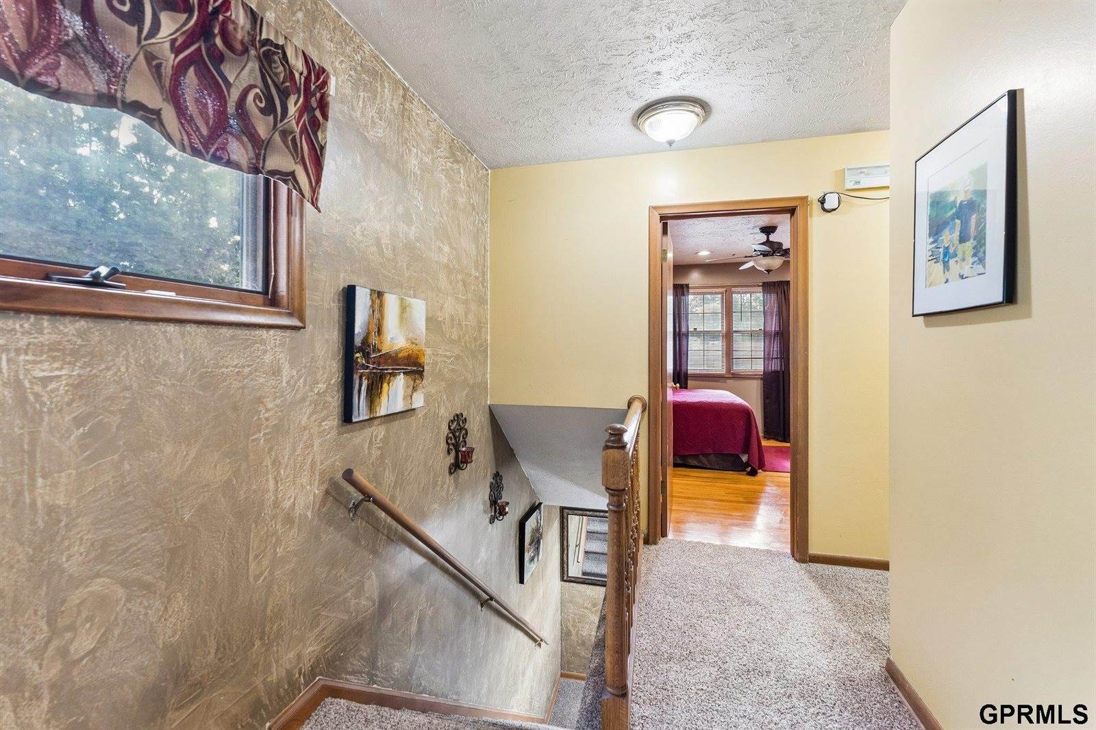 12530 Bartels Drive, Omaha, NE 68137