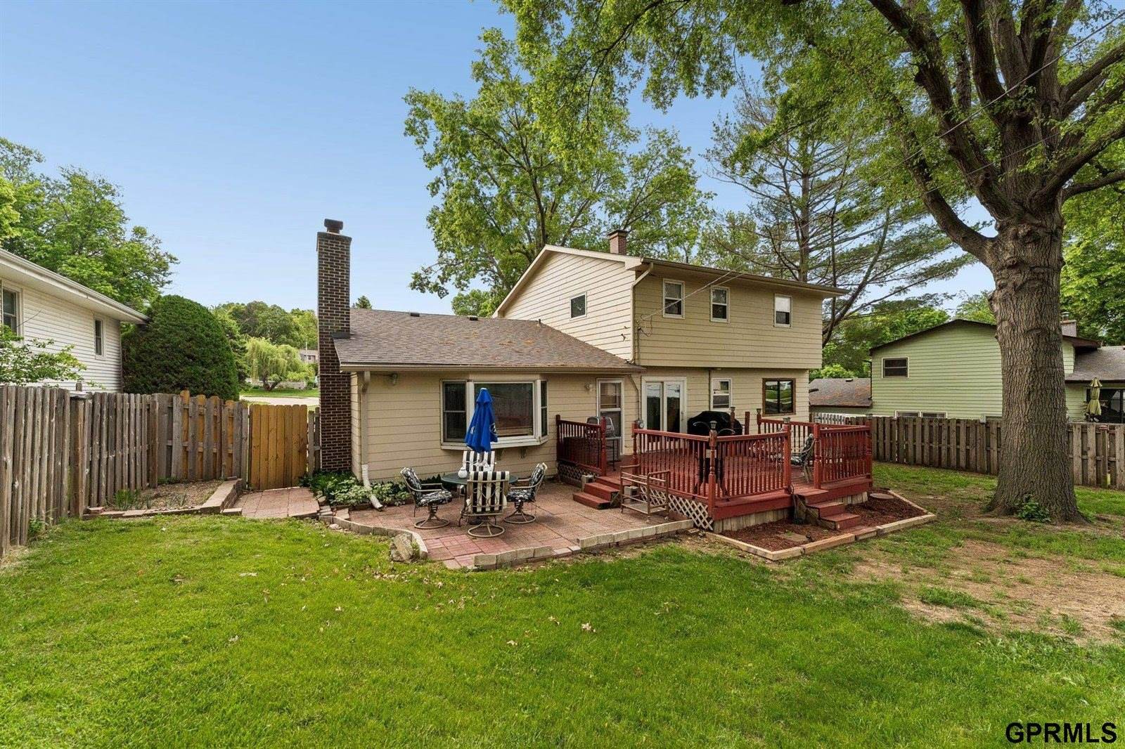 12530 Bartels Drive, Omaha, NE 68137