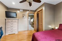 12530 Bartels Drive, Omaha, NE 68137