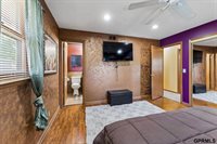 12530 Bartels Drive, Omaha, NE 68137