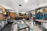 12530 Bartels Drive, Omaha, NE 68137