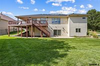 17055 Corby Street, Omaha, NE 68116