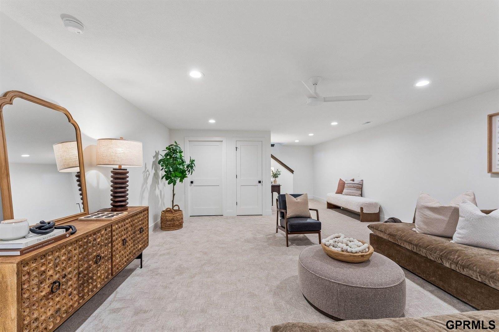 18104 Cooper Street, Gretna, NE 68028
