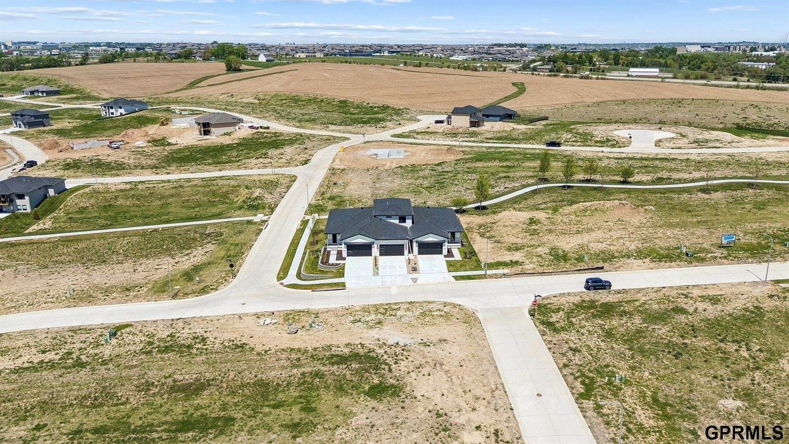 18104 Cooper Street, Gretna, NE 68028