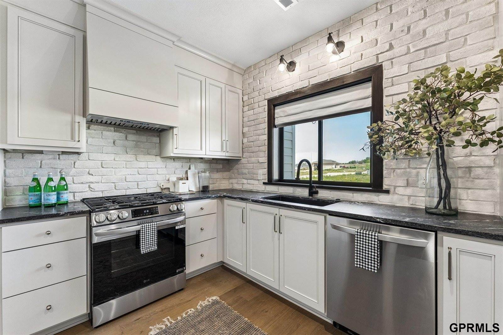 18108 Cooper Street, Gretna, NE 68028