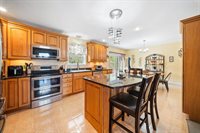61 Kingsbury Road, Holden, ME 04429