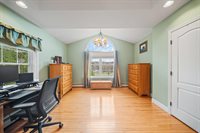 61 Kingsbury Road, Holden, ME 04429
