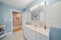 61 Kingsbury Road, Holden, ME 04429