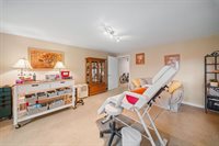 61 Kingsbury Road, Holden, ME 04429
