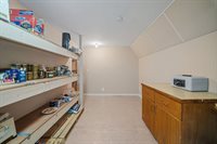 61 Kingsbury Road, Holden, ME 04429