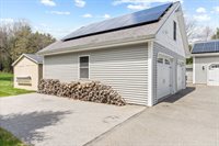 61 Kingsbury Road, Holden, ME 04429