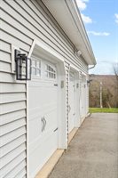 61 Kingsbury Road, Holden, ME 04429