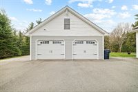 61 Kingsbury Road, Holden, ME 04429