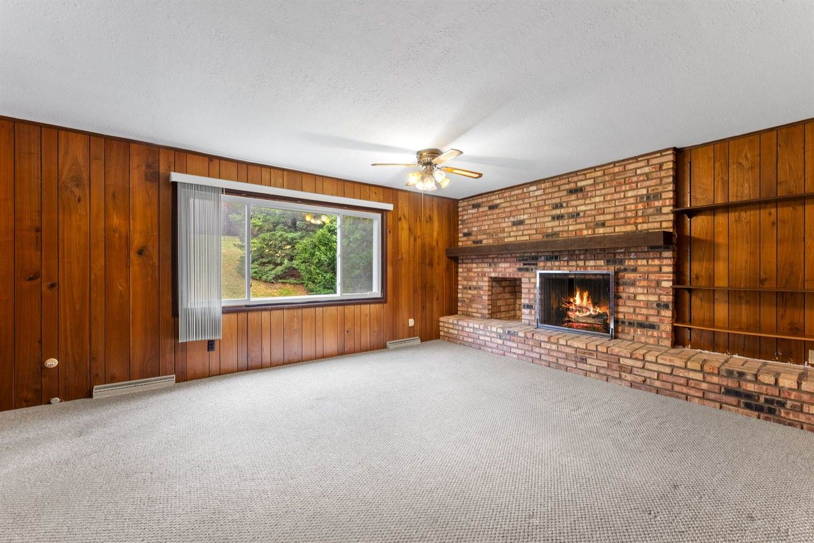 1321 Terrace Park Drive, Bettendorf, IA 52722