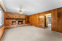 1321 Terrace Park Drive, Bettendorf, IA 52722