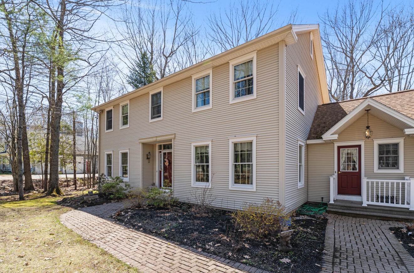 1005 Buck Hill Drive, Veazie, ME 04401