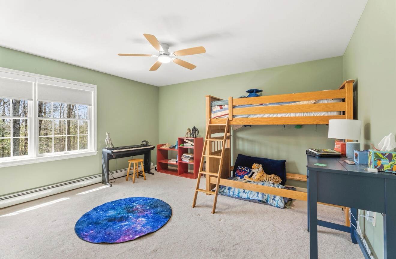 1005 Buck Hill Drive, Veazie, ME 04401