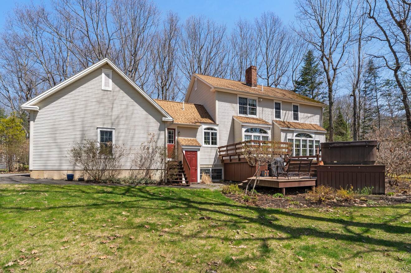 1005 Buck Hill Drive, Veazie, ME 04401