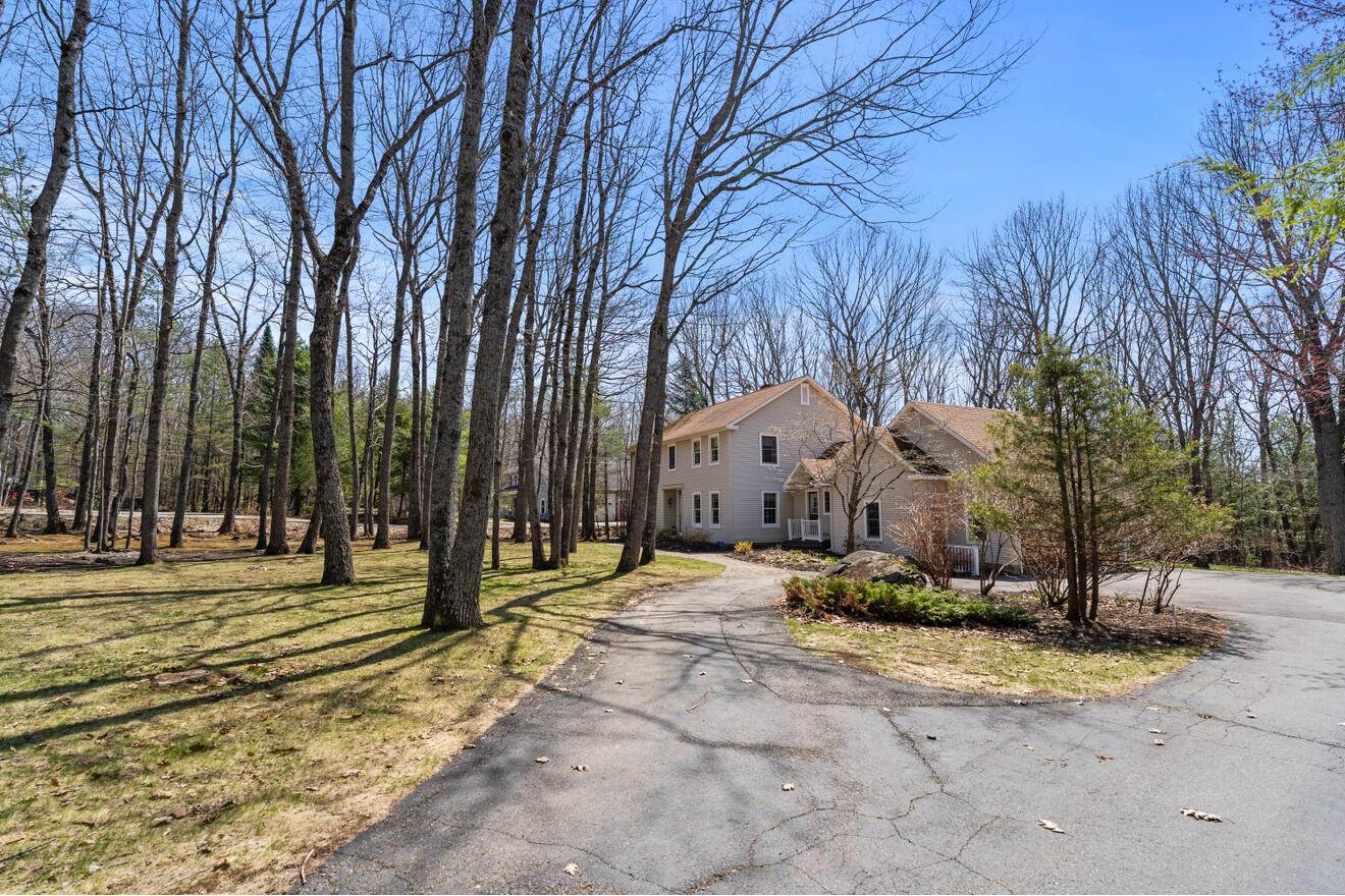 1005 Buck Hill Drive, Veazie, ME 04401