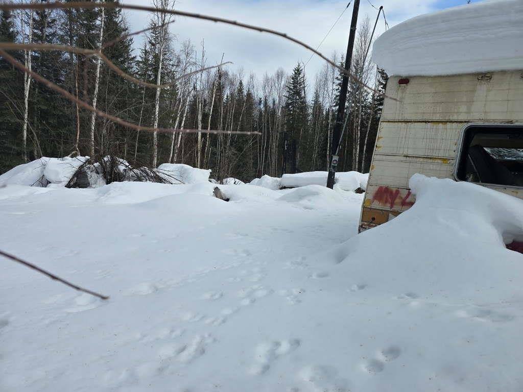 1642 Woll Road, North Pole, AK 99705