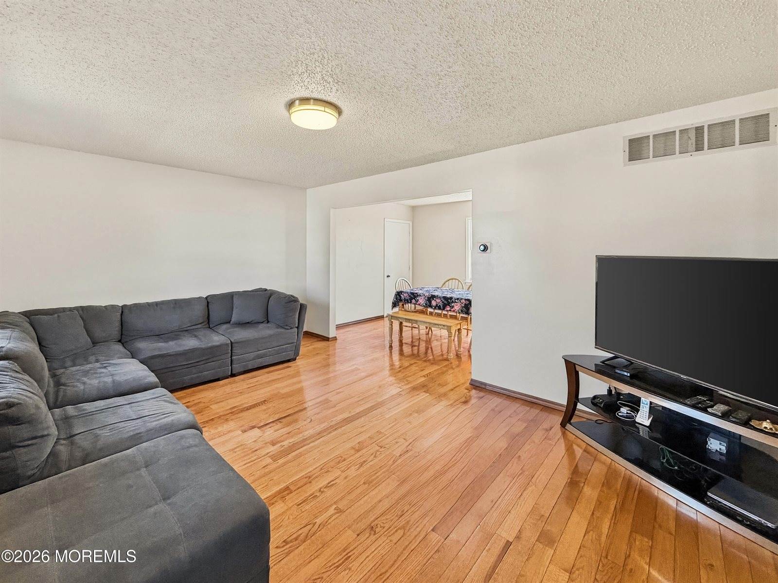 600 Carolina Avenue, Brick, NJ 08724