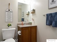 7201 Canyon Road, Lincoln, NE 68516