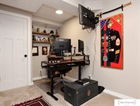 7201 Canyon Road, Lincoln, NE 68516