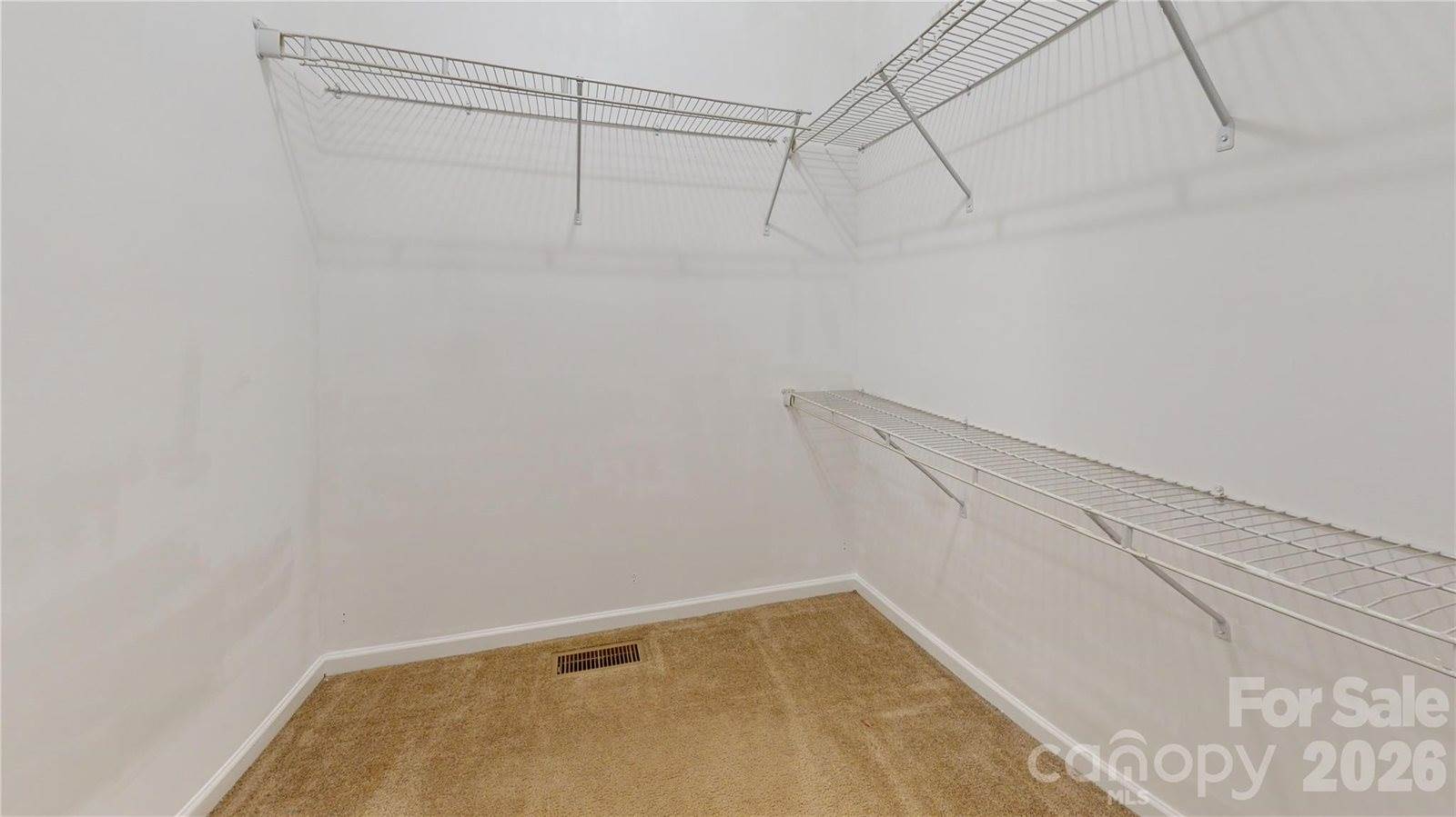 10 Betty's Drive, Waynesville, NC 28786